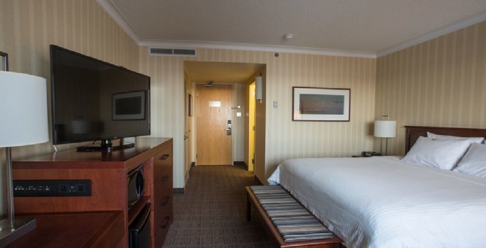 The Explorer Hotel Yellowknife Buitenkant foto