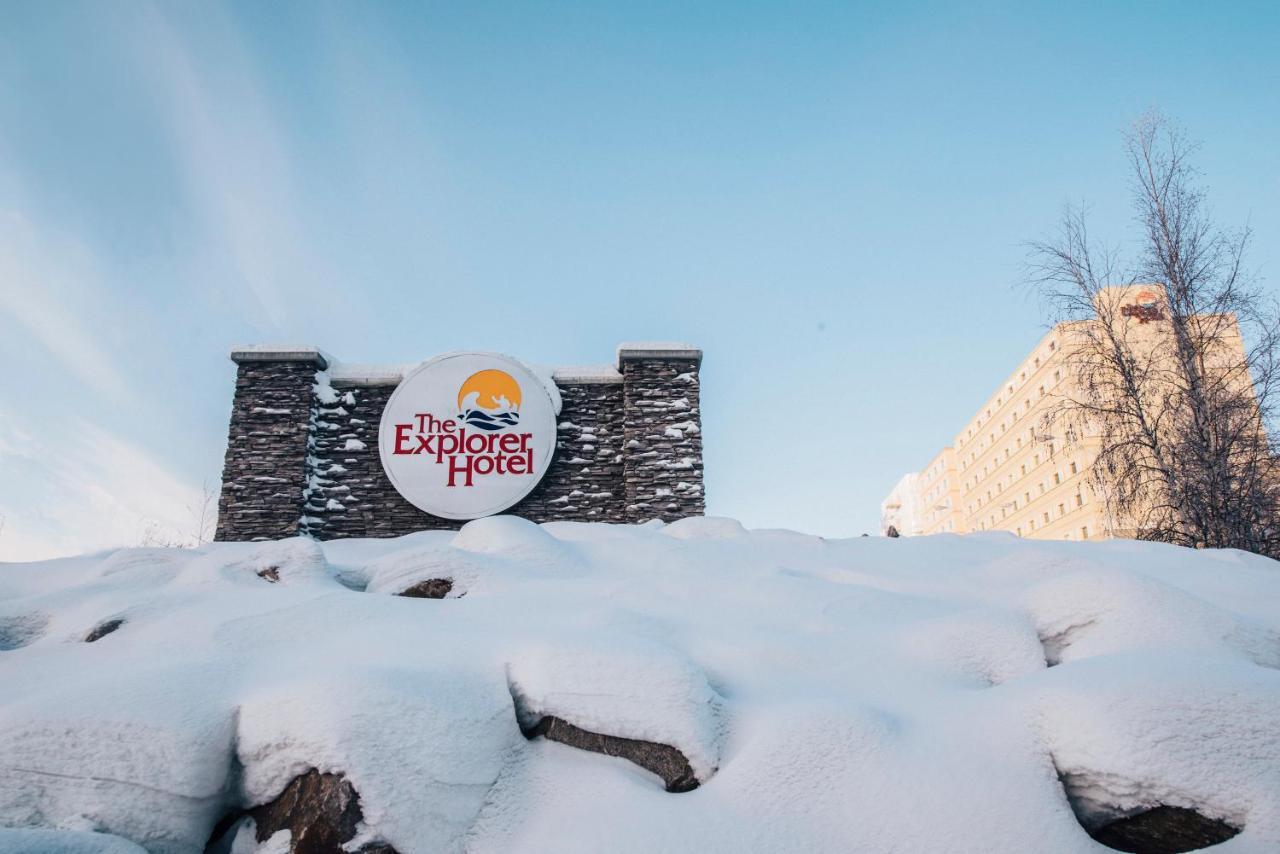 The Explorer Hotel Yellowknife Buitenkant foto