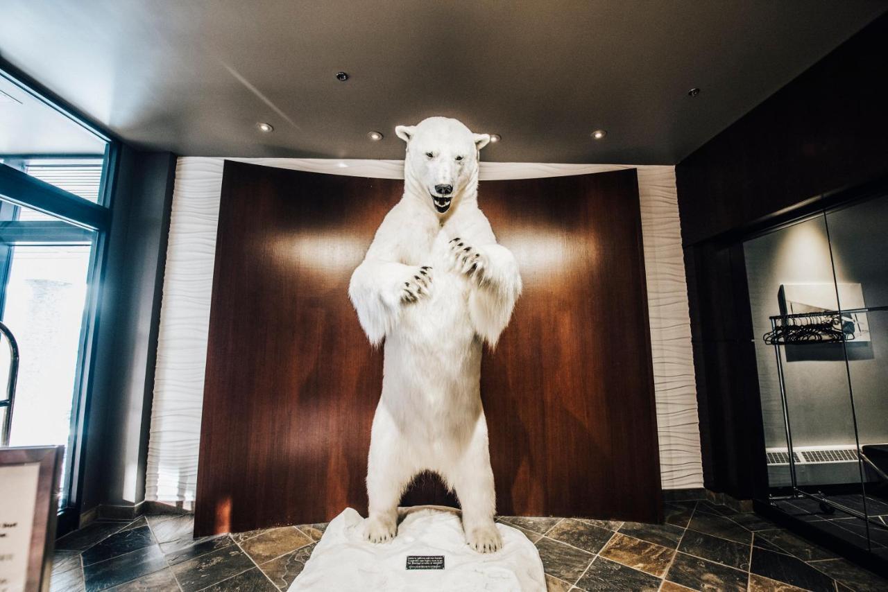 The Explorer Hotel Yellowknife Buitenkant foto