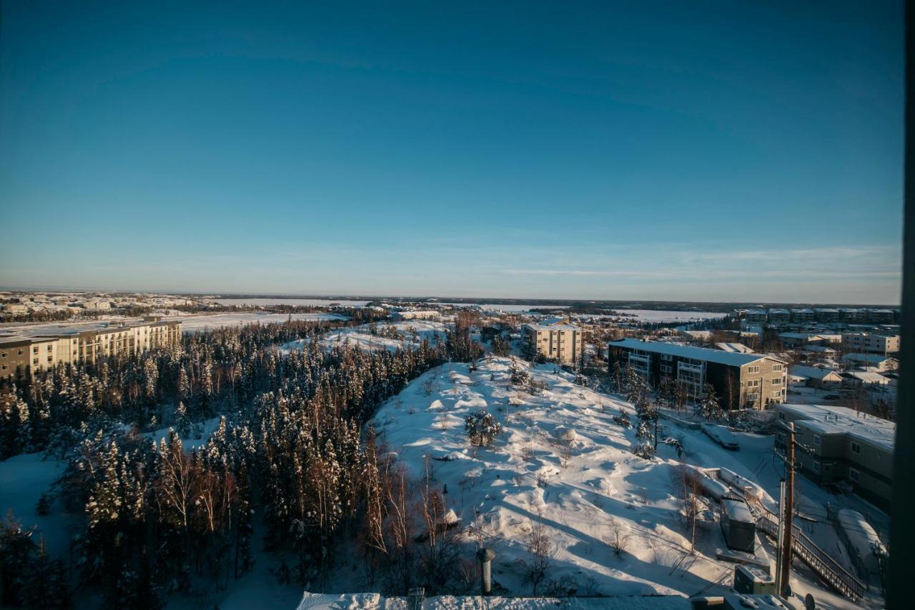 The Explorer Hotel Yellowknife Buitenkant foto